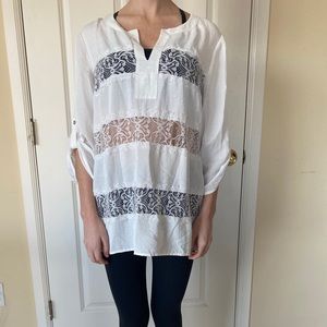 Chico’s Top Sz 1 (Hole)